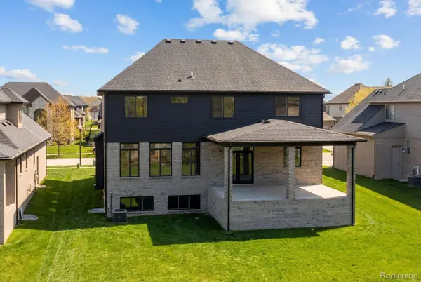 19840 Tranquility DR, Macomb Township, MI 48042