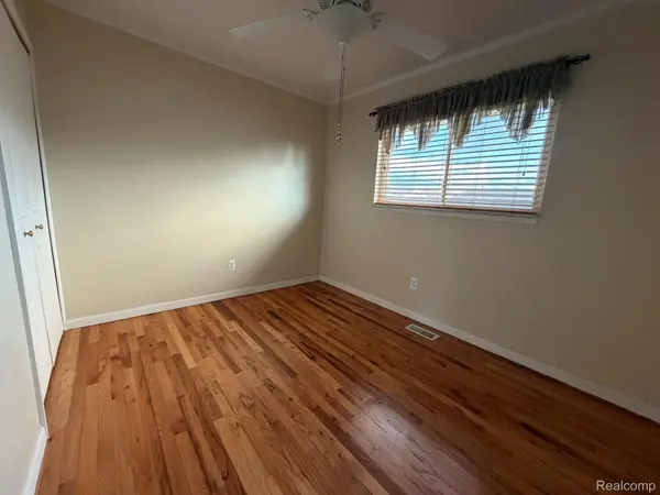 38386 Maes ST, Westland, MI 48186