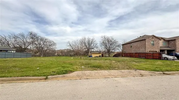 318 Castleridge Drive, Little Elm, TX 75068