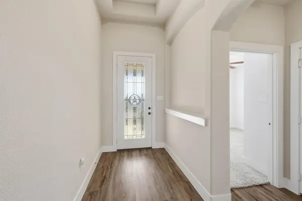 100 N Highland Drive, Sanger, TX 76266