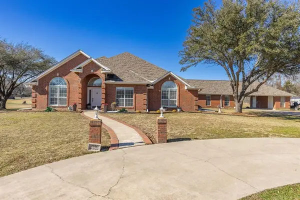2046 Mckenzie Road, Campbell, TX 75422