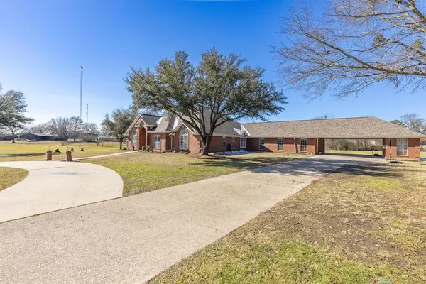 2046 Mckenzie Road, Campbell, TX 75422