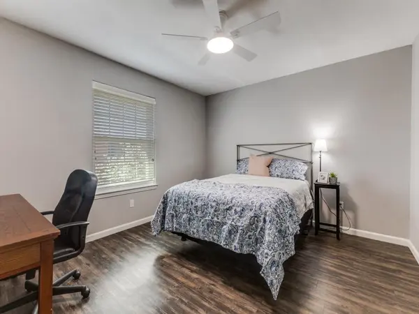 6037 Sandhurst Lane #C, Dallas, TX 75206