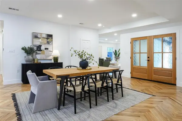 6021 Northwood Road, Dallas, TX 75225