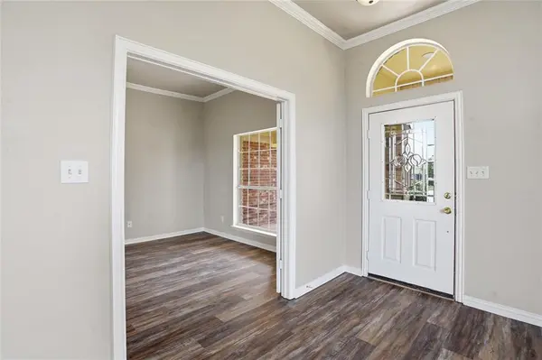 500 Surry Court, Saginaw, TX 76179