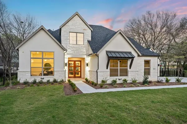 2131 Ravenwood Drive, Keller, TX 76262