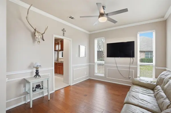 6217 Apache Drive, The Colony, TX 75056