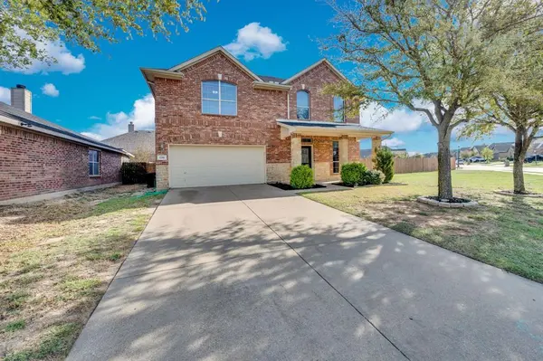136 Old Spanish Trail, Waxahachie, TX 75167
