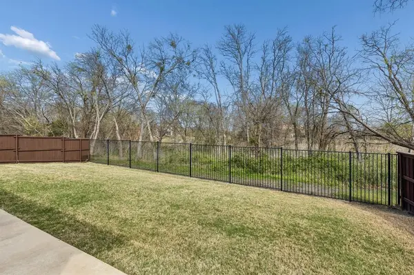 5717 Riverside Lane, Mckinney, TX 75070