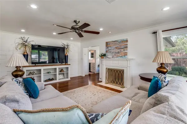 901 Bryson Street, Waxahachie, TX 75165