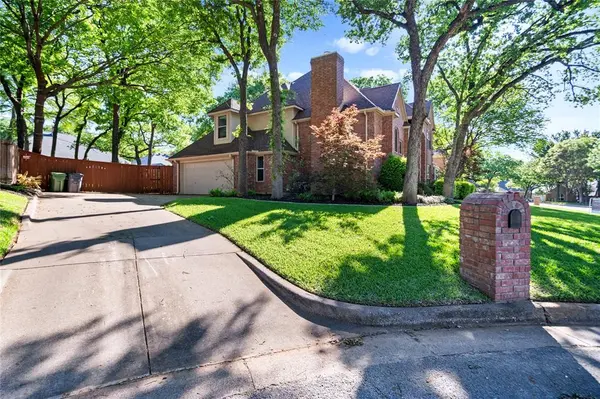 3406 Forestway Court, Arlington, TX 76001