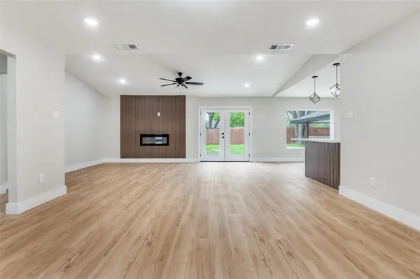 6016 Jacqueline Road, Fort Worth, TX 76112