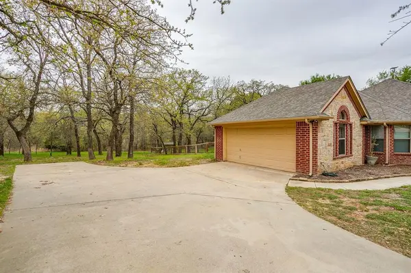 349 Sandpiper Drive, Weatherford, TX 76088
