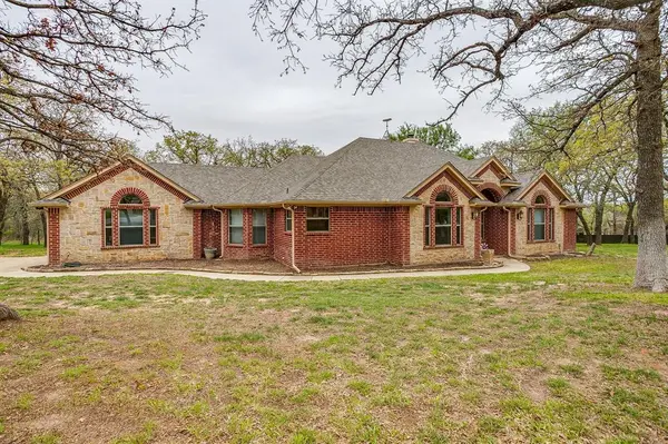 349 Sandpiper Drive, Weatherford, TX 76088