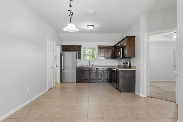 208 Shelley, Lindale, TX 75771