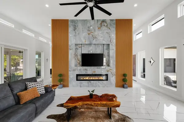 313 Ryker Lane, Gunter, TX 75058