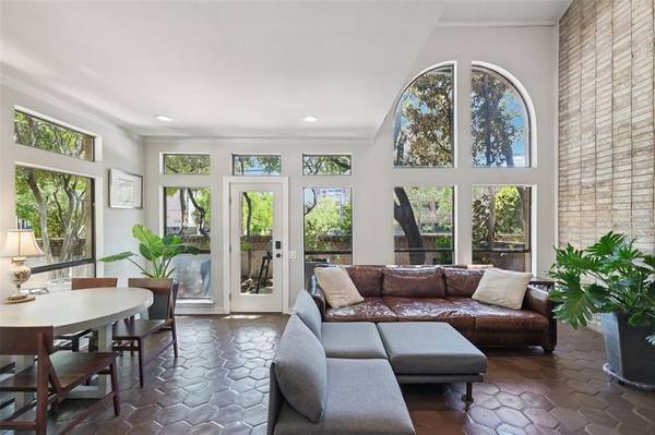 3801 Gilbert Avenue #A, Dallas, TX 75219