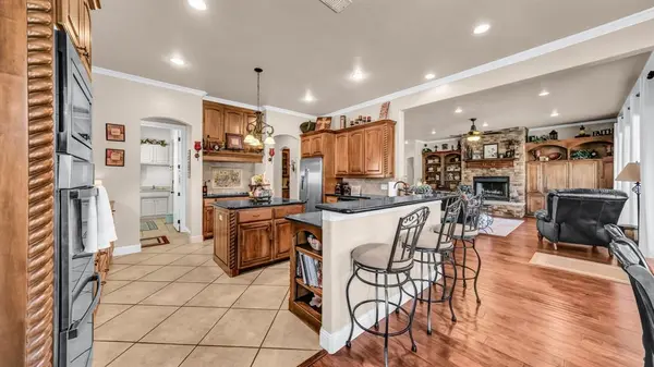 1144-B Boling Ranch Road N, Azle, TX 76020