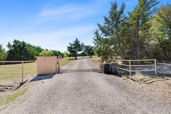 23115 S State Highway 78, Leonard, TX 75452