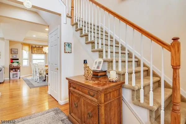 36 Harrison St, Nutley Twp., NJ 07110