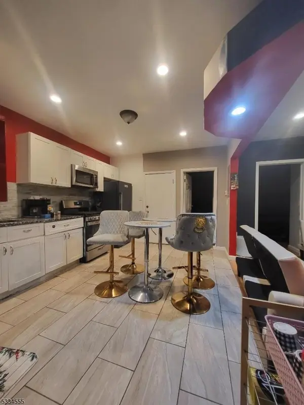 89 Tremont Ave, East Orange City, NJ 07018