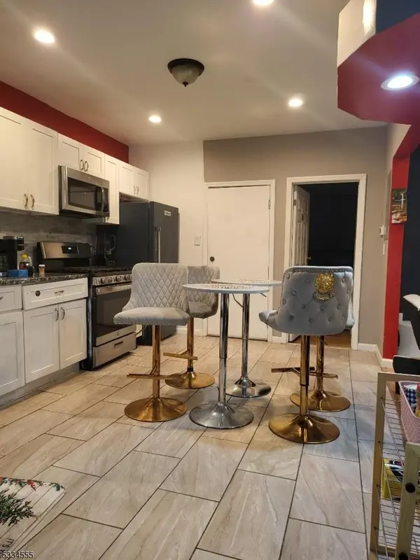 89 Tremont Ave, East Orange City, NJ 07018