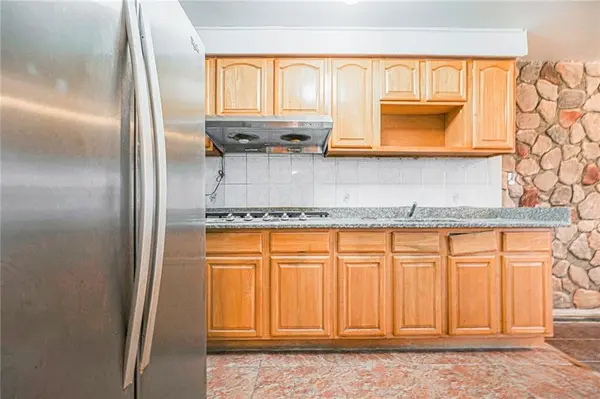 1935 Shore Pkwy #1F, Brooklyn, NY 11214