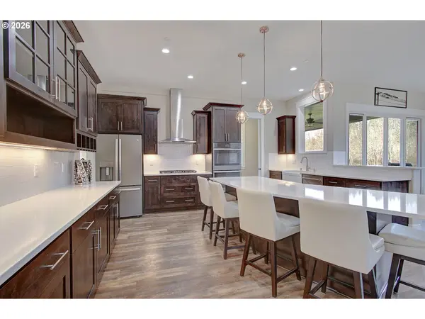 26680 SE 5TH ST, Camas, WA 98607