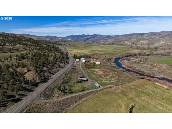 44011/43877 W HWY 26, Dayville, OR 97825