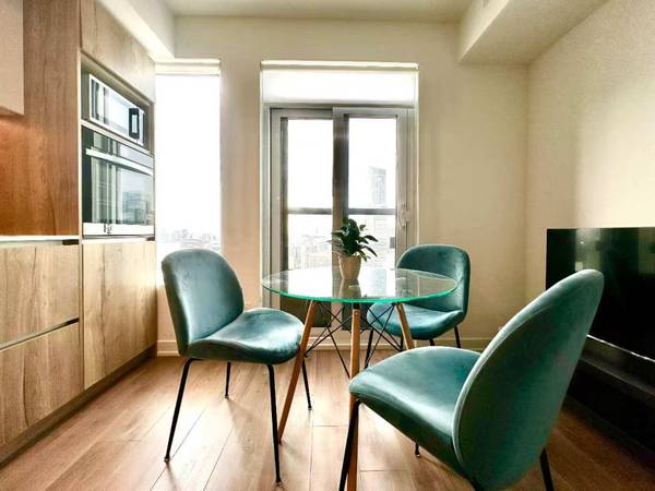 319 Jarvis ST #4805, Toronto C08, ON M5B 0C8