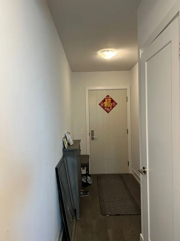 2550 Simcoe ST N #2402, Oshawa, ON L1L 0R5