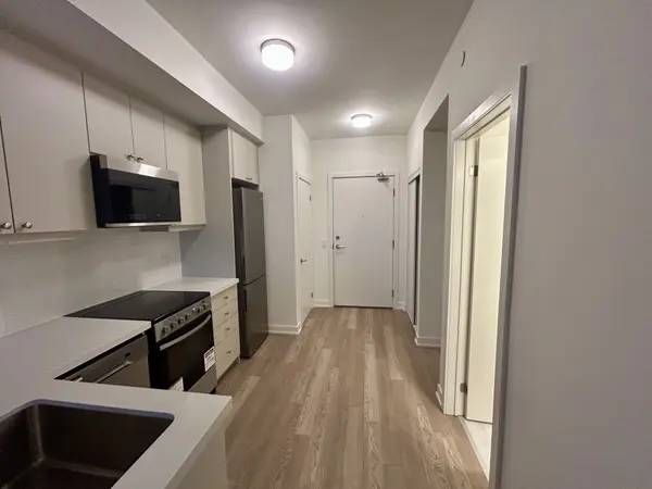 51 Clarington BLVD #820, Clarington, ON L1C 7J8