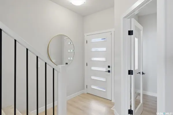 406 Chelsom MANOR, Saskatoon, SK S7V 0Z7