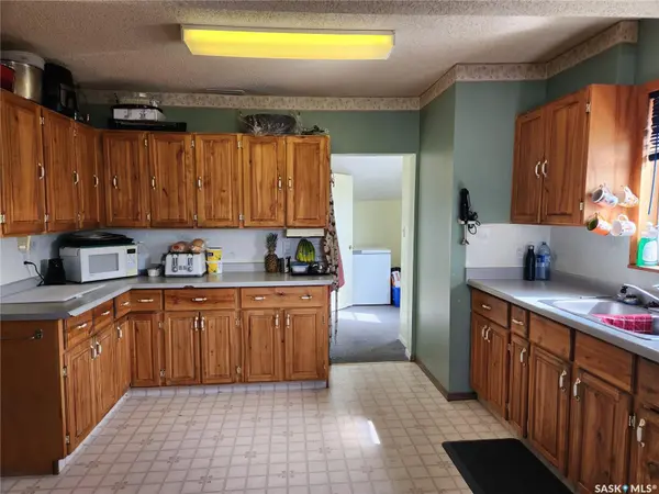 705 Main STREET, Zenon Park, SK S0E 1W0