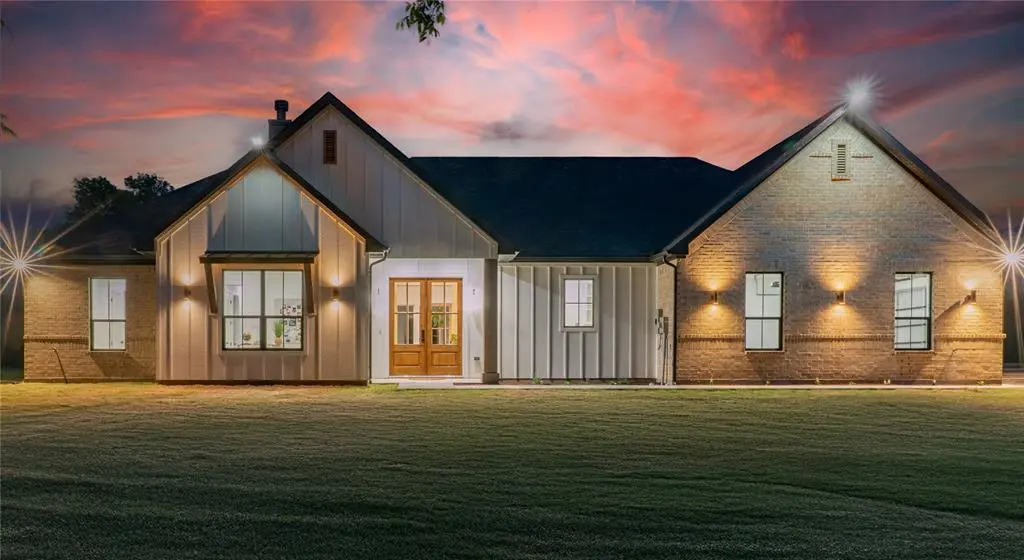 9033 County Road 114, Kaufman, TX 75142