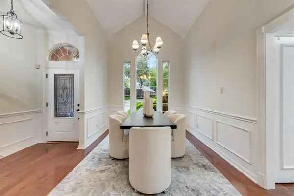 907 Sunpoint Circle, Rockwall, TX 75087