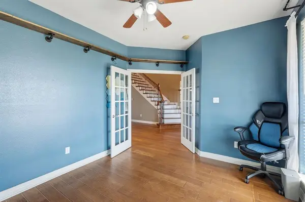 102 Van Meter Drive, Aurora, TX 76078