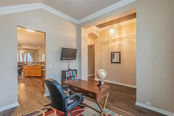 2878 Crestview Drive, Lewisville, TX 75067