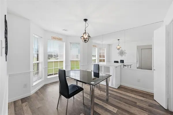 3901 Silver Meadow Lane, Grand Prairie, TX 75052