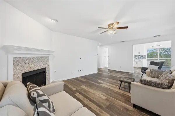 3901 Silver Meadow Lane, Grand Prairie, TX 75052