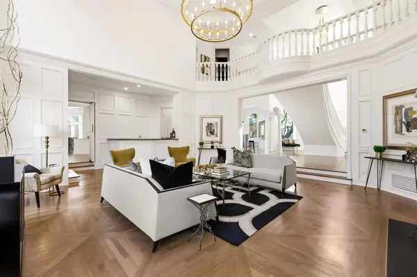 13 Downs Lake Circle, Dallas, TX 75230