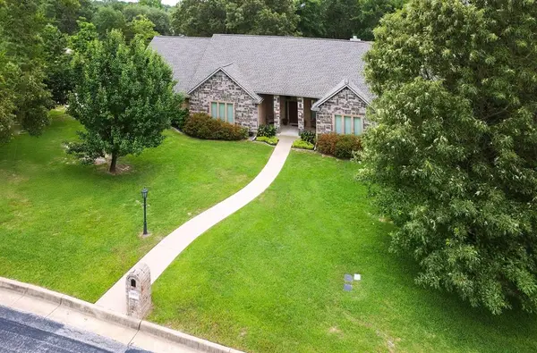 11831 Smallwood Drive, Flint, TX 75762