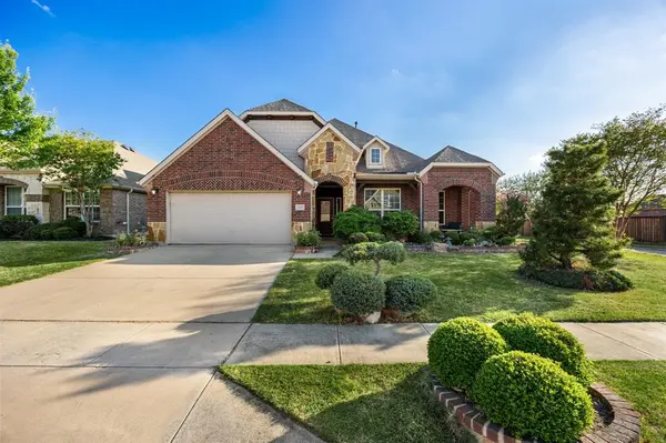 2100 Plamera Lane, Fort Worth, TX 76131