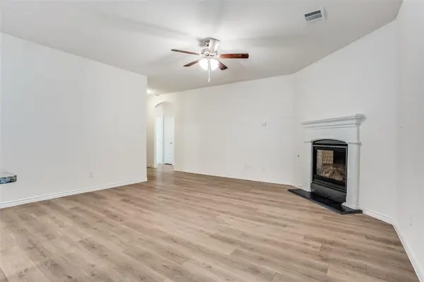 806 Brittany Drive, Anna, TX 75409