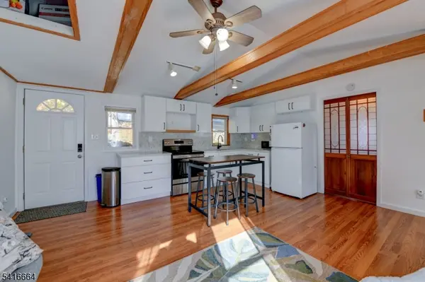 9 Woods Rd, Sandyston Twp., NJ 07826