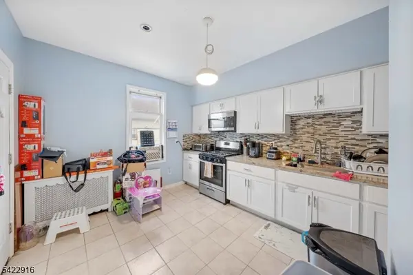 1116 North Ave, Elizabeth City, NJ 07201