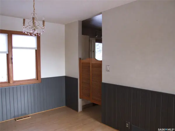 201 8th STREET W, Leader, SK S0N 1H0