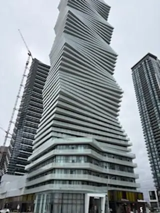 3900 Confederation Pkwy #511, Mississauga, ON L5B 0M3