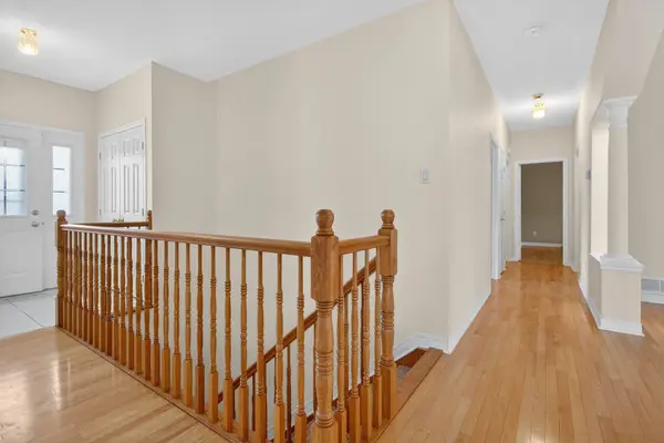 17 Ammolite ST, Stittsville - Munster - Richmond, ON K2S 1Y8