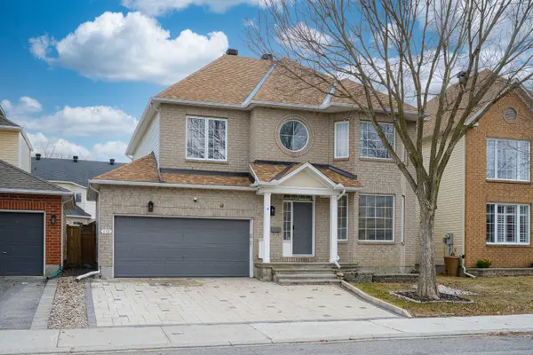 10 Pavona ST, Barrhaven, ON K2G 6T2
